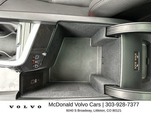 Certified 2025 Volvo XC60 B5 Plus w/ Climate Package AWD/4WD image 21