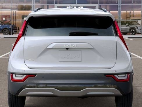 New 2026 Kia Niro Wave w/ Wave Preserve Package FWD image 13
