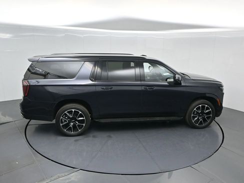 Used 2025 Chevrolet Suburban RST image 45