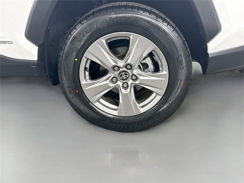 Certified 2025 Toyota RAV4 XLE image 29