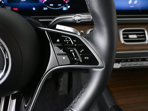 Used 2025 Mercedes-Benz GLE 450 GLE 450 image 11