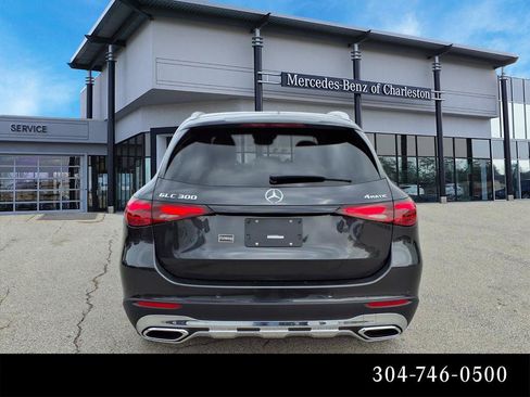 Used 2026 Mercedes-Benz GLC 300 4MATIC image 4