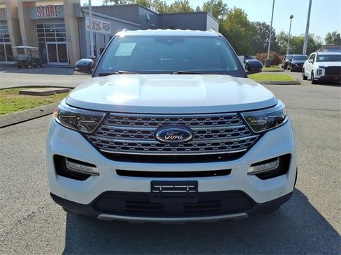 Used 2021 Ford Explorer Limited w/ Equipment Group 301A image 21