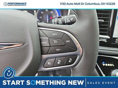 New 2026 Chrysler Pacifica Select image 31