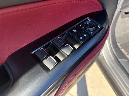 Used 2022 Lexus NX 350 Premium image 13