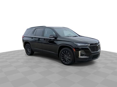 Certified 2022 Chevrolet Traverse RS image 2