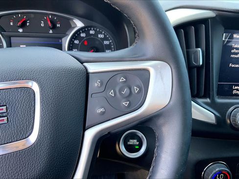 Used 2023 GMC Terrain SLT w/ Infotainment Package II FWD image 23