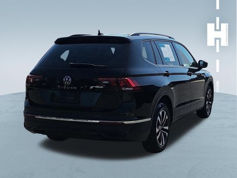 Used 2024 Volkswagen Tiguan S image 3