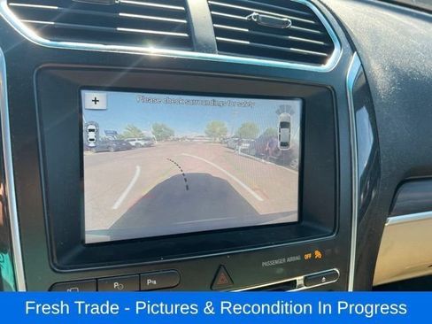 Used 2017 Ford Explorer Limited w/ Equipment Group 301A AWD/4WD image 18