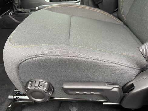 New 2026 Jeep Gladiator Sport image 28