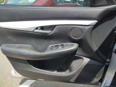 Used 2021 INFINITI QX50 Luxe FWD image 8