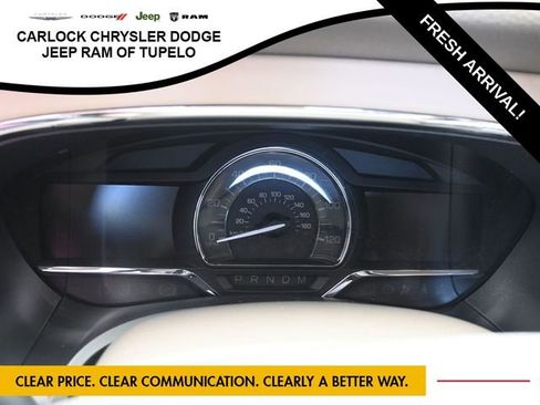 Used 2017 Lincoln Navigator Select image 20
