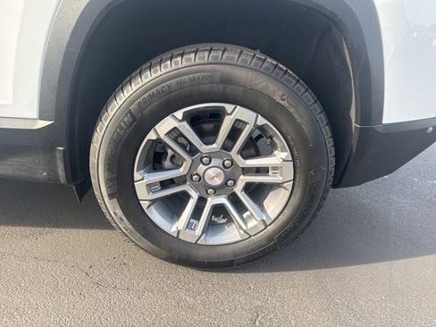 Used 2025 GMC Terrain Elevation image 23