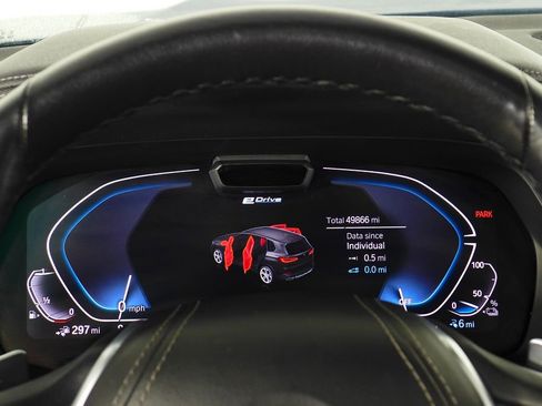 Certified 2022 BMW X5 xDrive45e w/ Executive Package image 28