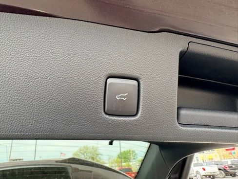 Used 2023 Ford Escape ST-Line w/ Tech Pack #1 AWD/4WD image 18