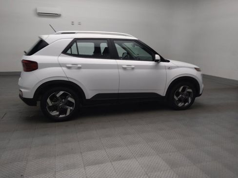 Used 2023 Hyundai Venue SEL w/ Cargo Package image 10