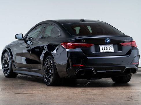 Used 2025 BMW i4 xDrive40i w/ M Sport Package AWD/4WD image 5
