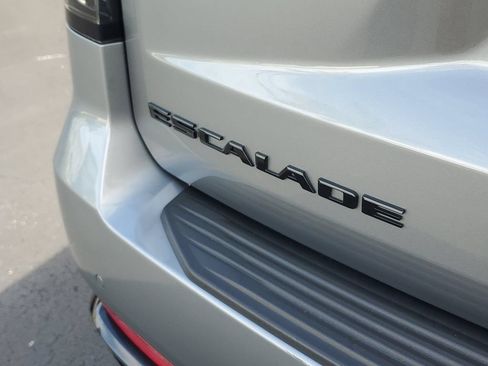 Used 2023 Cadillac Escalade Sport w/ LPO, ONYX Package AWD/4WD image 30