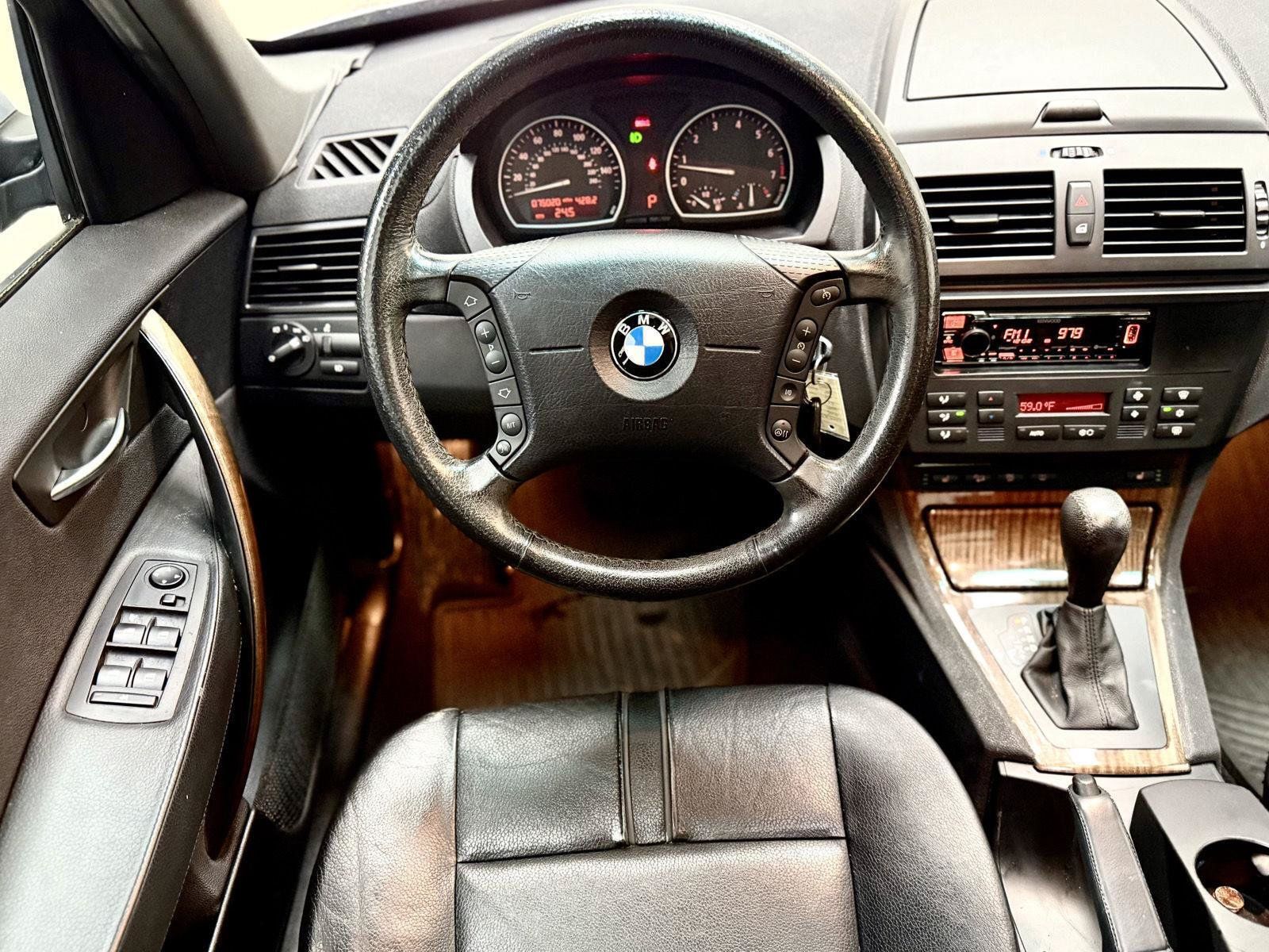 Used 2005 BMW X3 3.0i AWD/4WD image 2