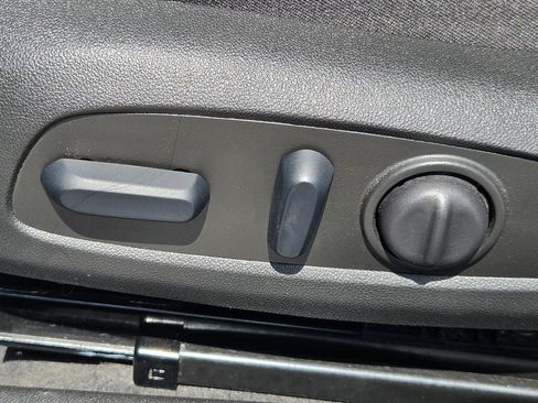 Used 2025 Chevrolet Malibu LT FWD image 27