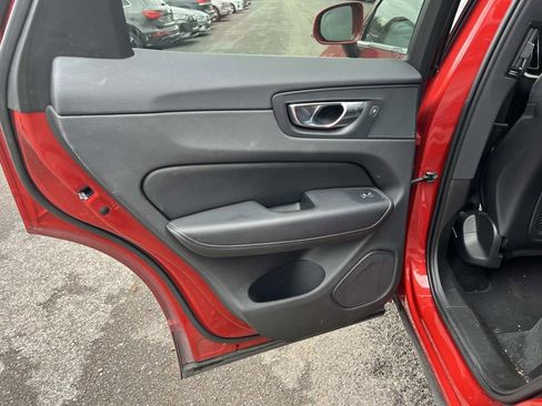 Used 2021 Volvo XC60 T5 Inscription image 18