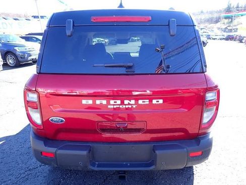 Used 2025 Ford Bronco Sport Badlands AWD/4WD image 8