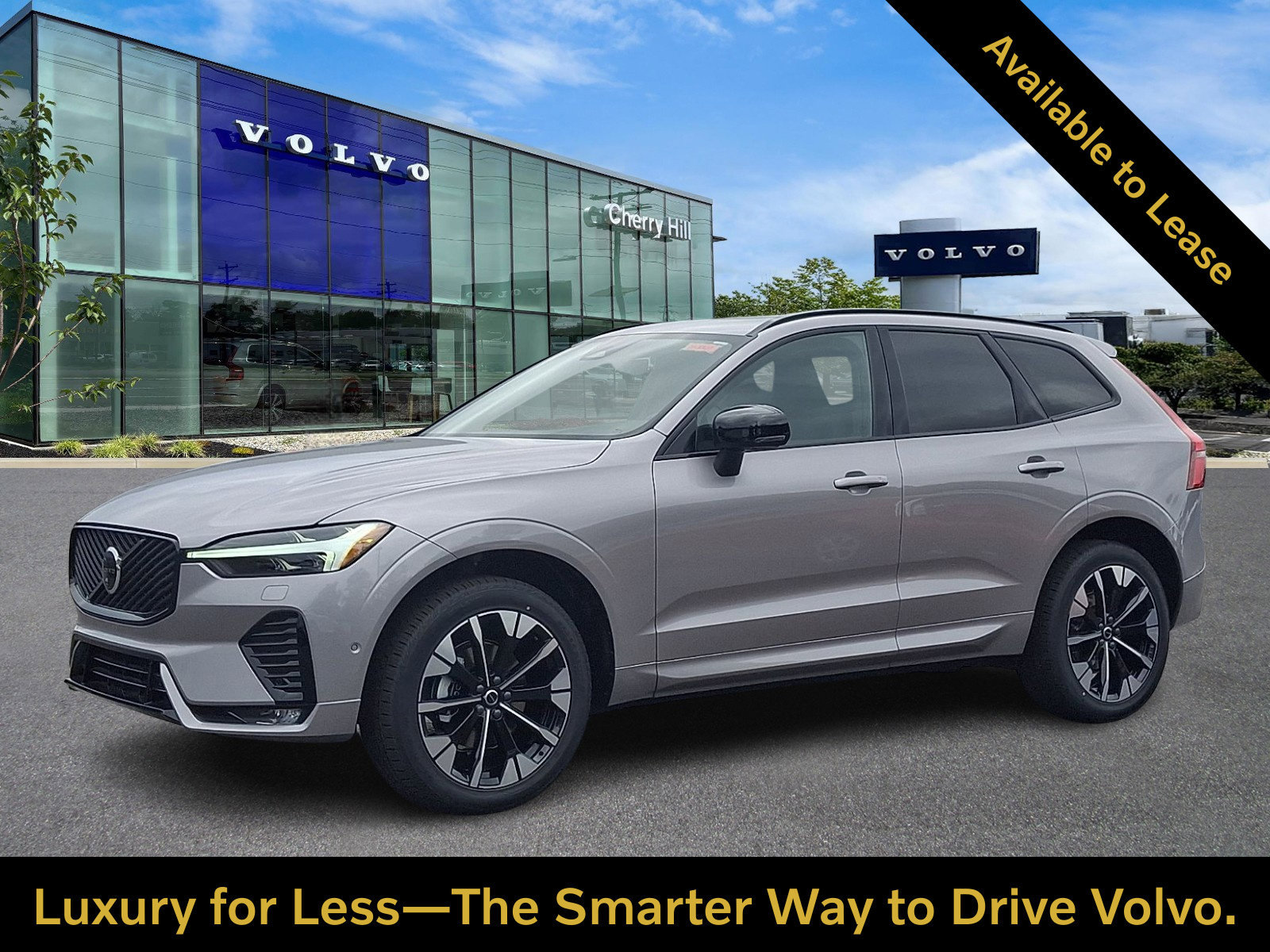 Used 2026 Volvo XC60 B5 Plus w/ Protection Package Premier AWD/4WD image 2