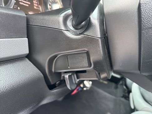 Used 2013 RAM 1500 Big Horn image 30