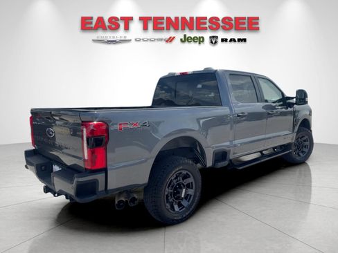 Used 2024 Ford F250 XL w/ STX Appearance Package AWD/4WD image 3
