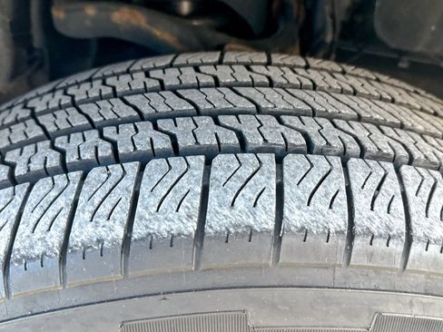 Used 2019 Ford F150 Lariat w/ Equipment Group 502A Luxury image 11