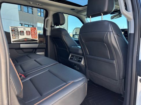 New 2026 Ford F250 Lariat w/ Black Appearance Package image 51