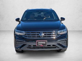 Used 2023 Volkswagen Tiguan SE video 2