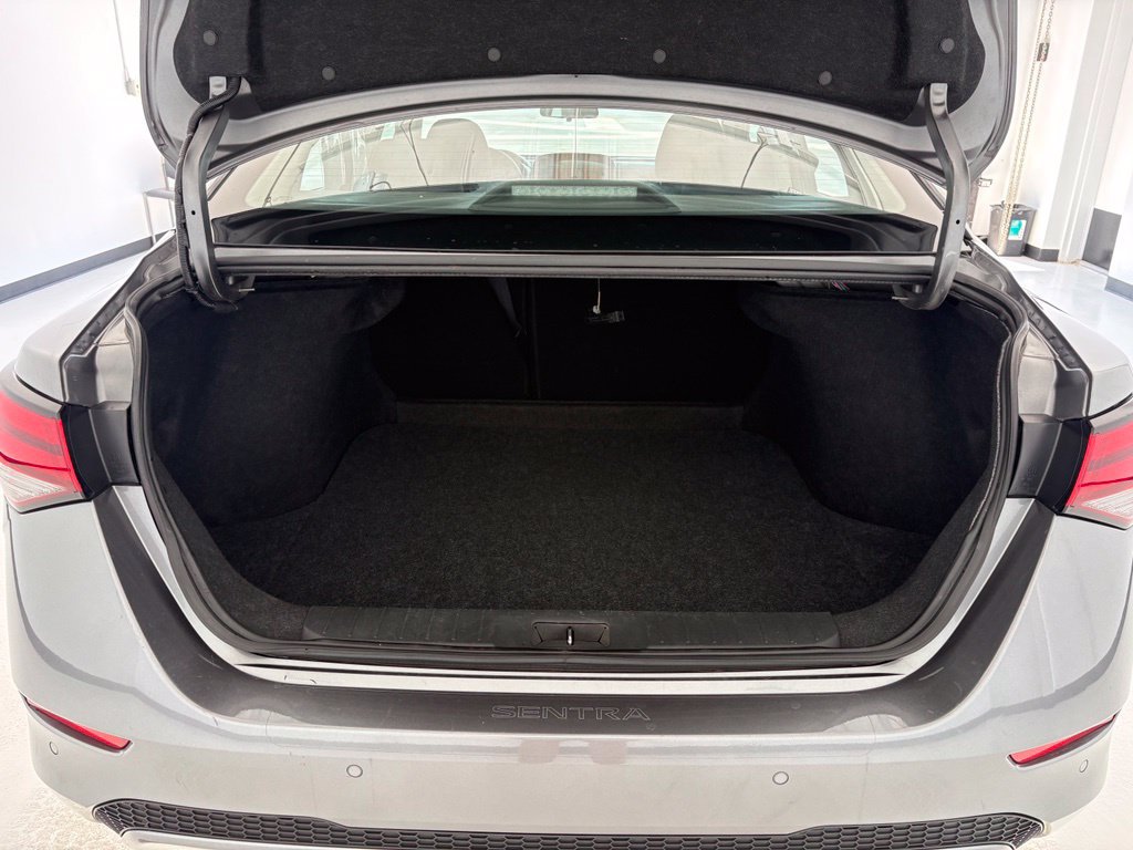 Used 2024 Nissan Sentra SV FWD image 36