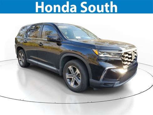 Certified 2023 Honda Pilot EX-L image 1