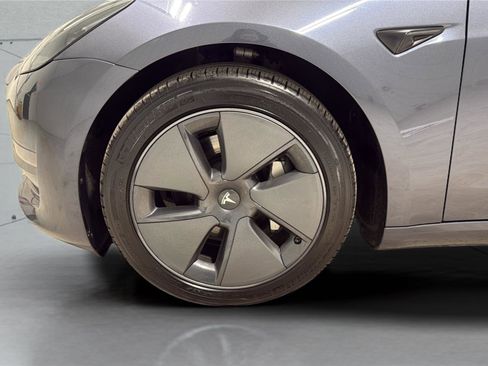 Used 2023 Tesla Model 3 Standard Range image 26