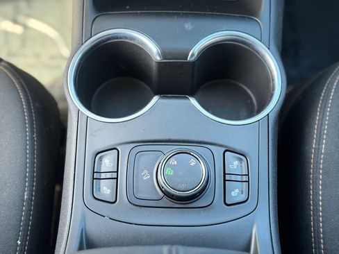 Used 2019 GMC Terrain SLE w/ Driver Convenience Package image 18