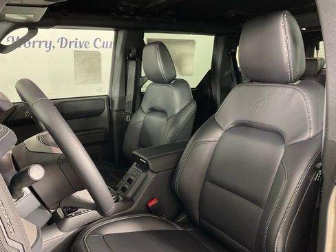 New 2026 Ford Bronco Outer Banks AWD/4WD image 14
