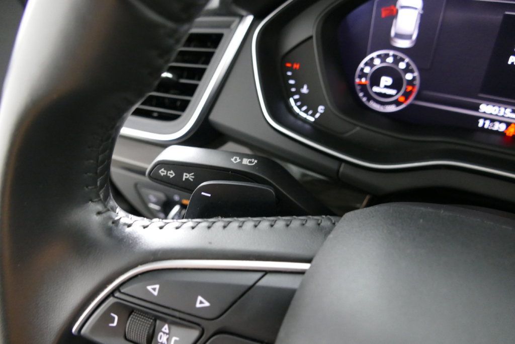 Used 2019 Audi Q5 Premium AWD/4WD image 17