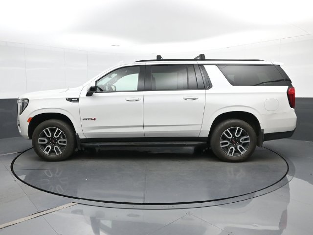Used 2023 GMC Yukon XL AT4 AWD/4WD image 5