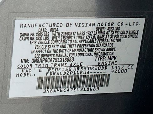 Used 2025 Nissan Kicks SV FWD image 27