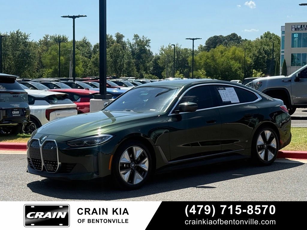 Used 2023 BMW i4 eDrive40 RWD image 3