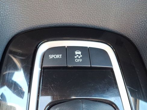 Used 2022 Toyota Corolla SE image 24