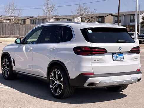 Used 2024 BMW X5 sDrive40i w/ Premium Package image 4
