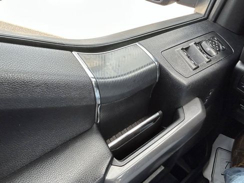 Used 2020 Ford F150 XLT w/ Equipment Group 302A Luxury AWD/4WD image 29