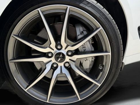 Used 2025 Genesis G70 2.5T RWD image 35