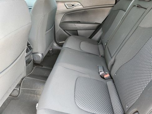 New 2025 Kia Sportage LX image 19