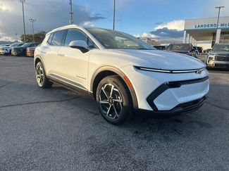 New 2026 Chevrolet Equinox EV LT video 1