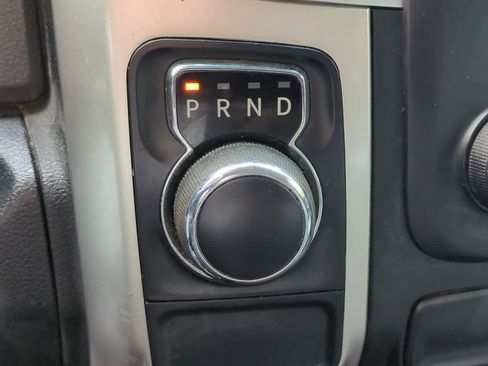 Used 2016 RAM 1500 Classic SLT RWD image 28
