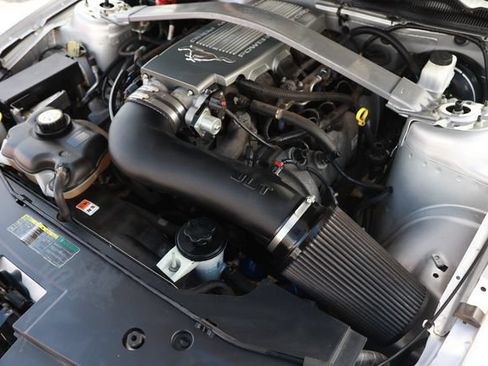 Used 2010 Ford Mustang GT Premium RWD image 51