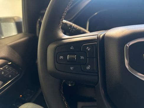 Used 2024 GMC Sierra 2500 AT4 w/ AT4 Premium Plus Package image 31